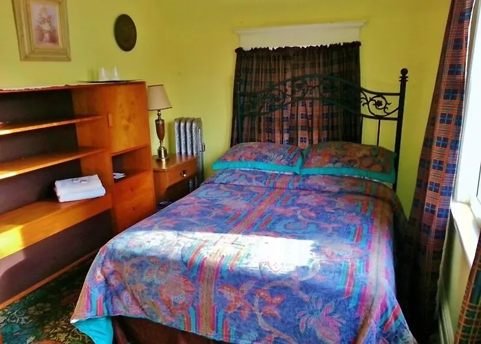 Harbor House Bed And Breakfast